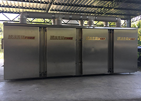 High-capacity liquid nitrogen quick freezer